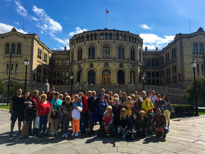 Parlament u Oslu, Norveška putovanja